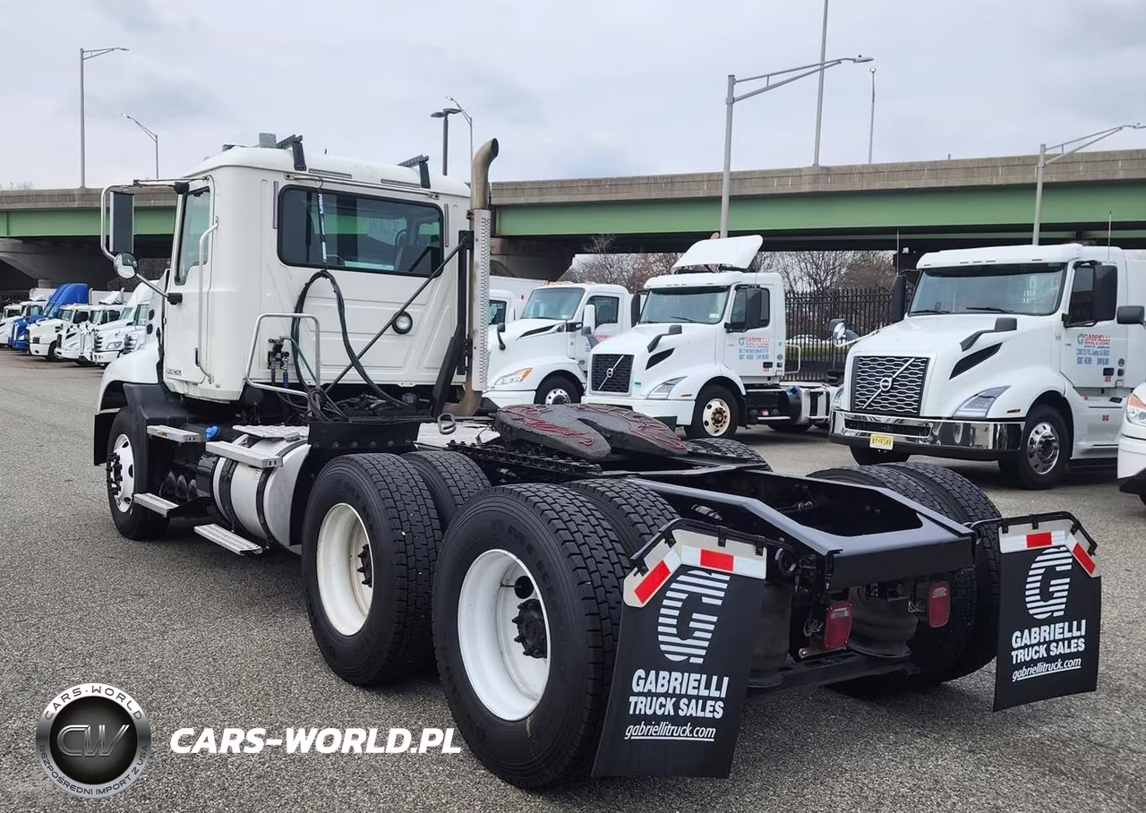 2016 Mack 600 Cxu600 VIN:1M1AW09Y8GM077567 - 3