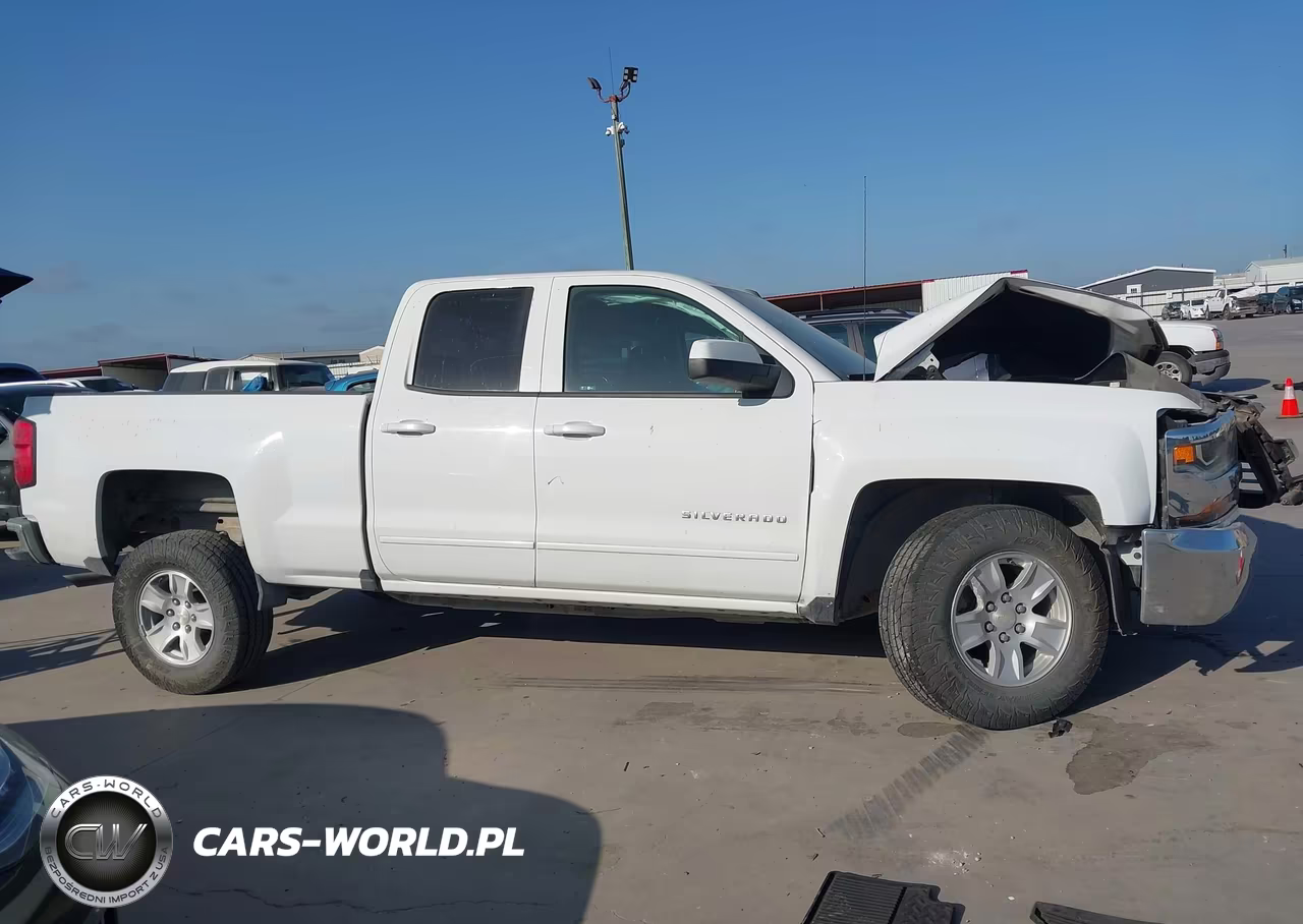 2018 Chevrolet Silverado 1500 1Lt VIN:1GCRCREC2JZ154986 - 14