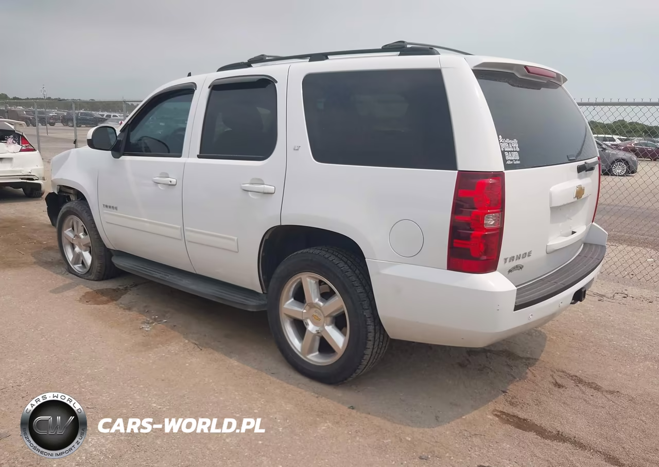 2013 Chevrolet Tahoe Lt VIN:1GNSCBE05DR152093 - 3