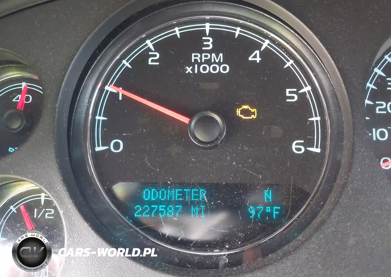 2013 Chevrolet Tahoe Lt VIN:1GNSCBE05DR152093 - 7