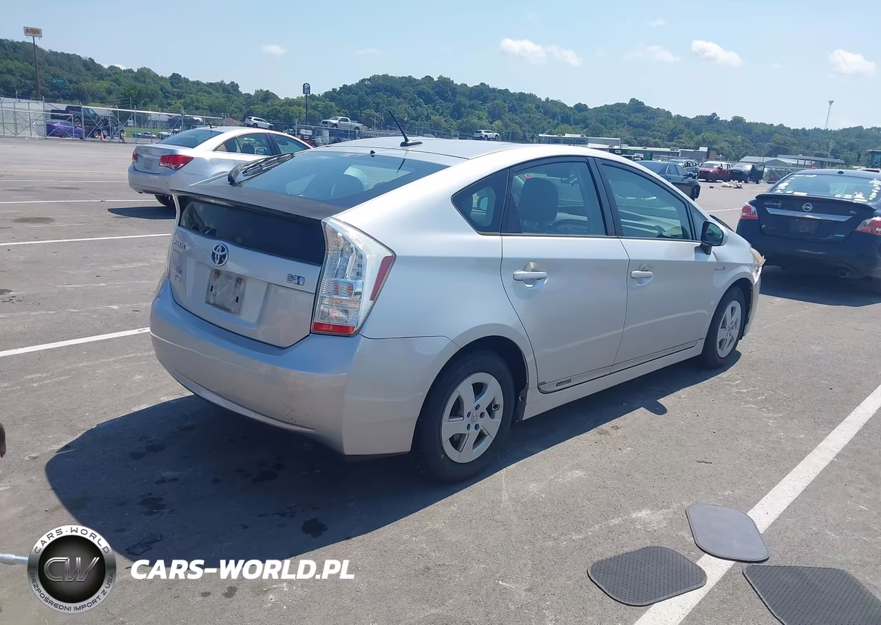 2010 Toyota Prius Ii VIN:JTDKN3DUXA1280658 - 4