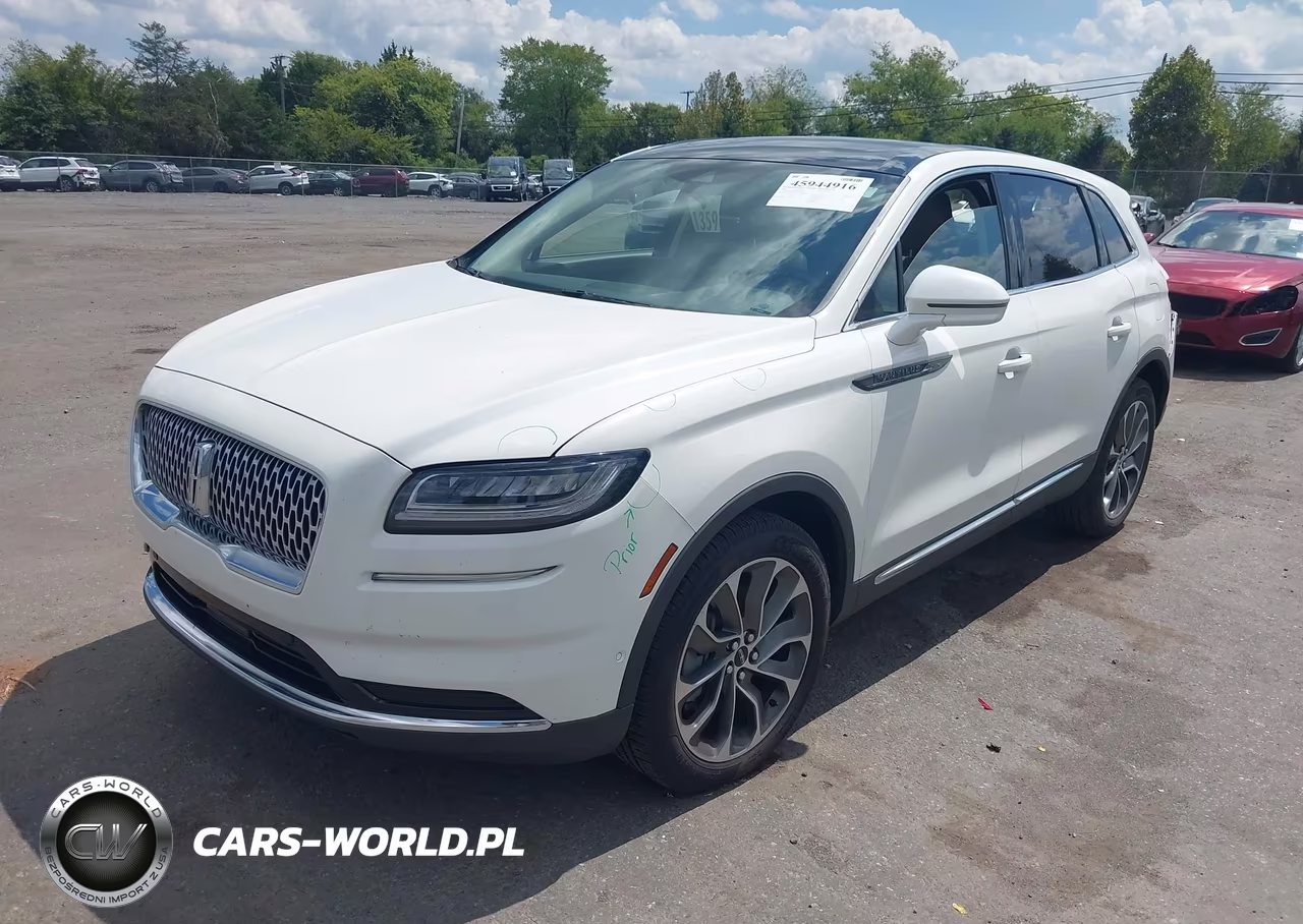 2021 Lincoln Nautilus Reserve VIN:2LMPJ6K90MBL18070 - 2