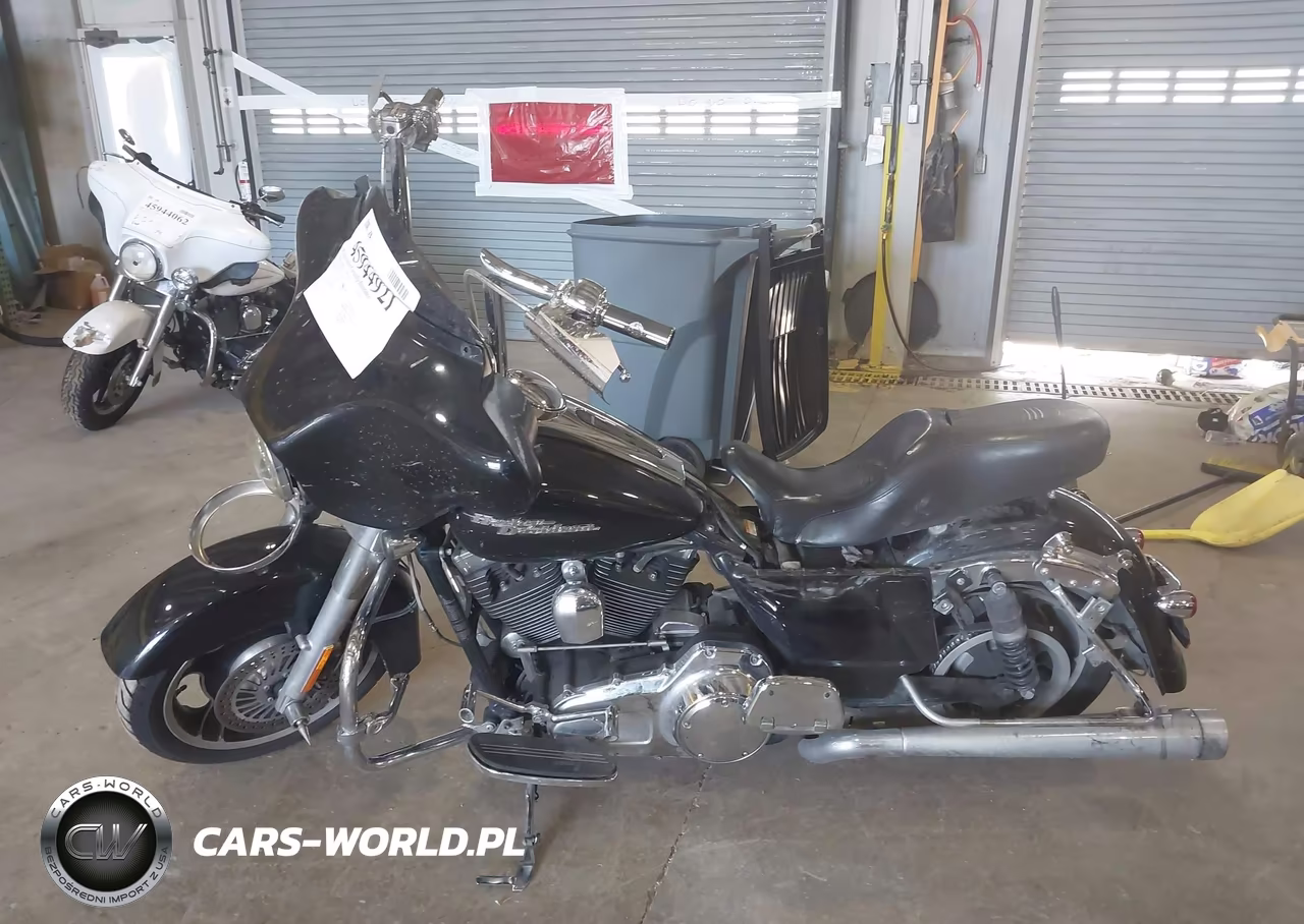 2010 Harley-Davidson Flhx VIN:1HD1KB413AB613375 - 12