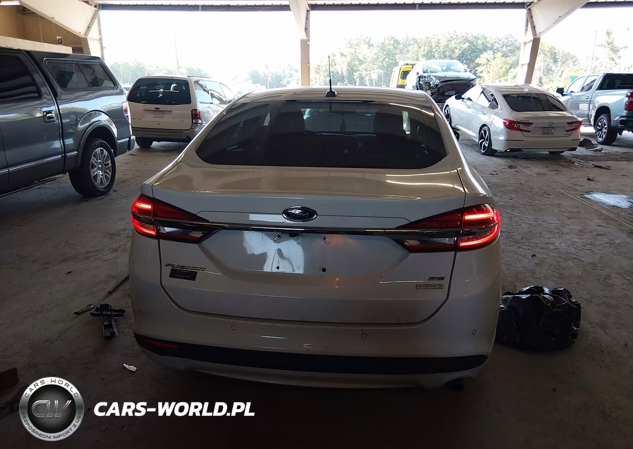 2018 Ford Fusion Se VIN:3FA6P0HD8JR228882 - 16