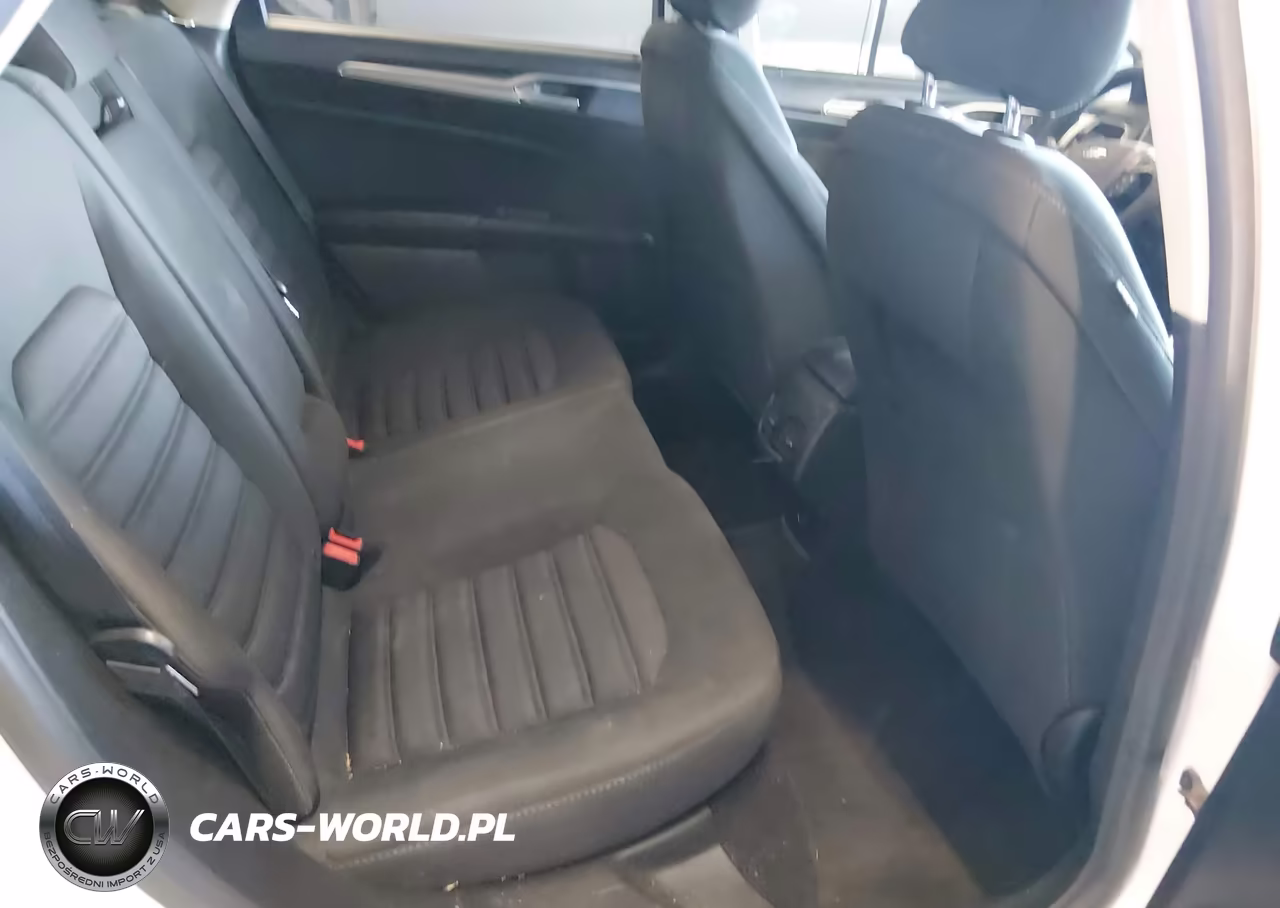 2018 Ford Fusion Se VIN:3FA6P0HD8JR228882 - 8