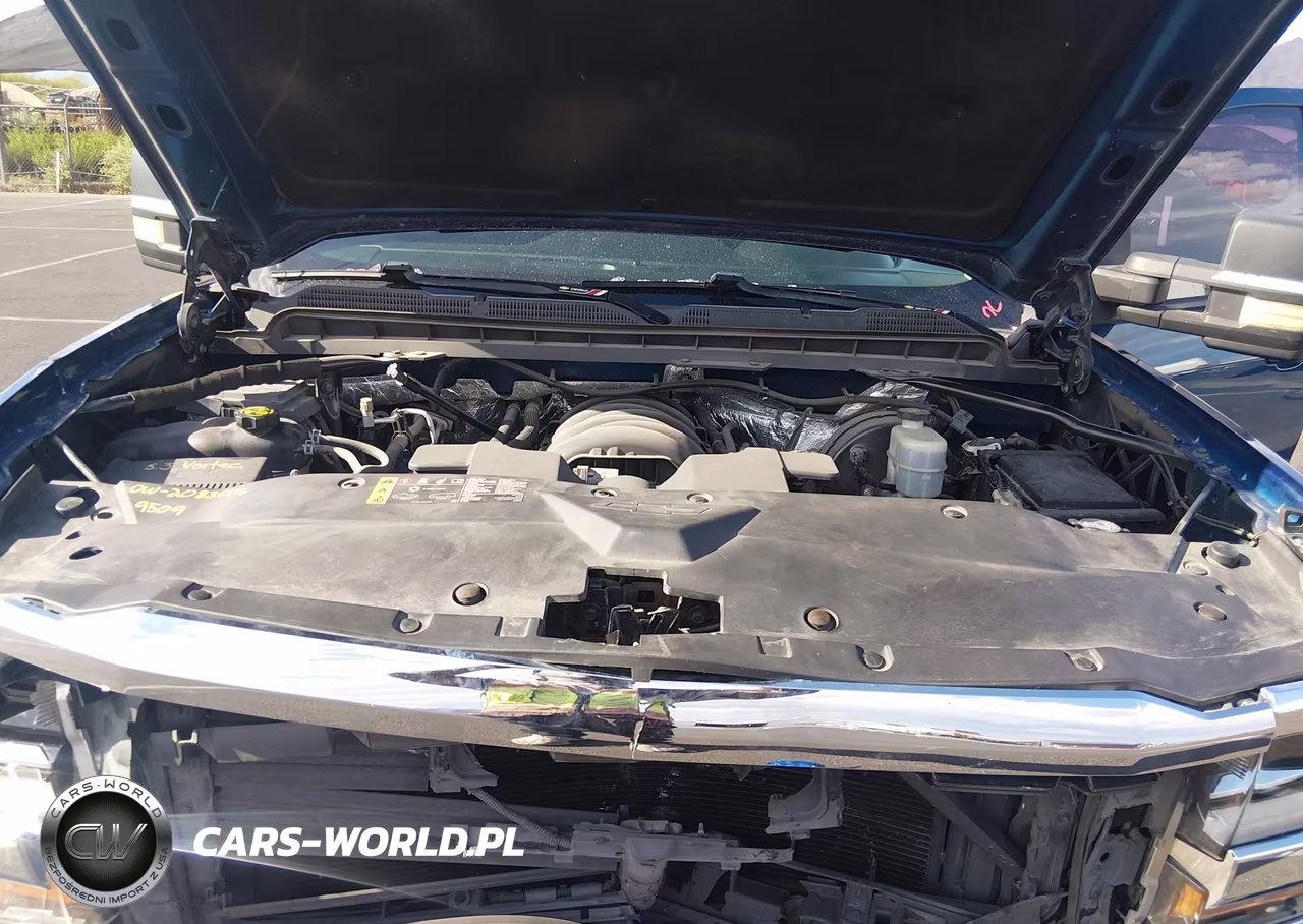 2018 Chevrolet Silverado 1500 1Lt VIN:1GCRCREC1JZ247739 - 10