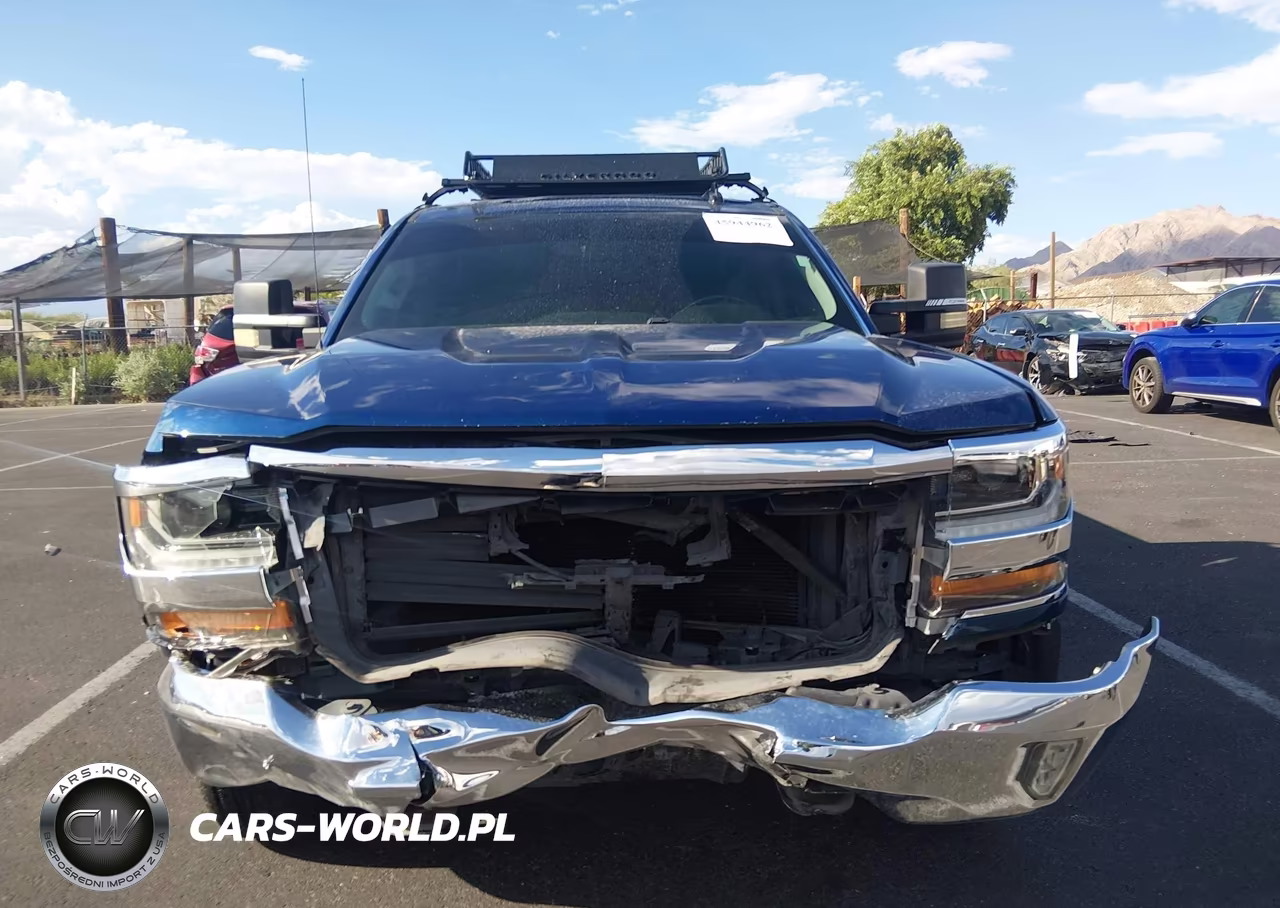 2018 Chevrolet Silverado 1500 1Lt VIN:1GCRCREC1JZ247739 - 12