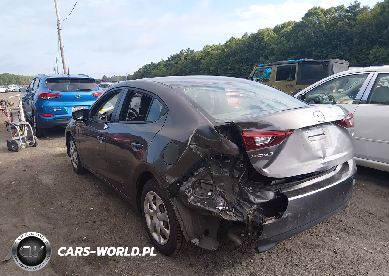 2018 Mazda Mazda3 Sport VIN:3MZBN1U79JM221101 - 3