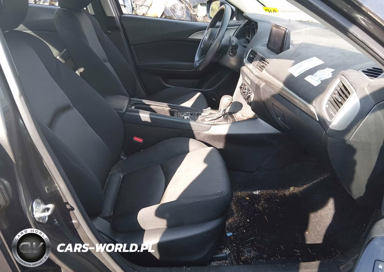 2018 Mazda Mazda3 Sport VIN:3MZBN1U79JM221101 - 5