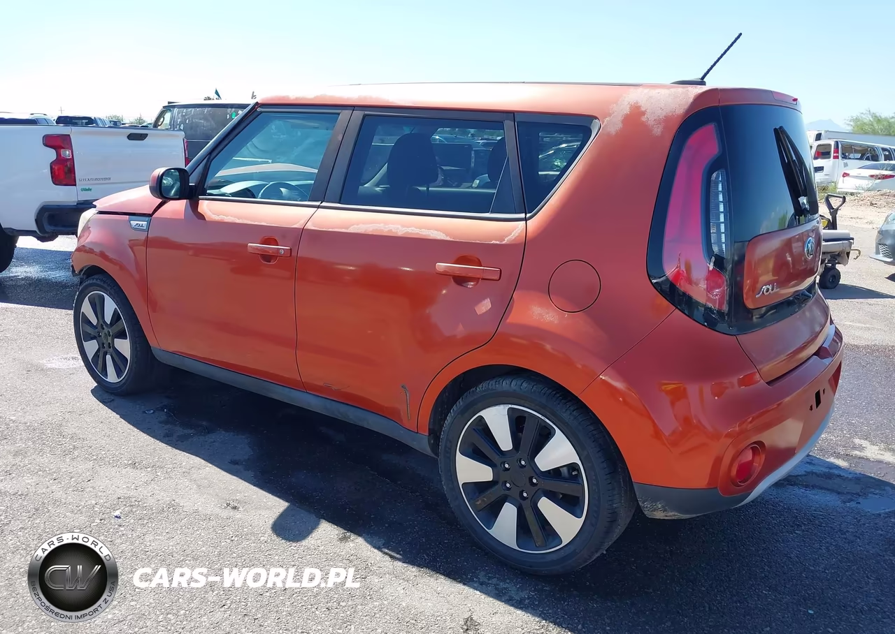 2018 Kia Soul + VIN:KNDJP3A51J7563790 - 3