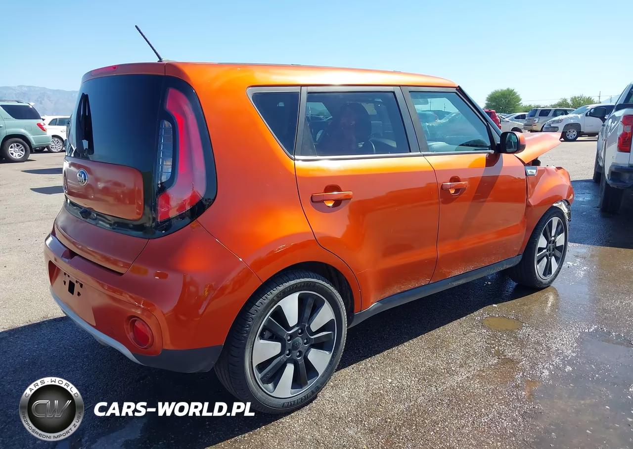 2018 Kia Soul + VIN:KNDJP3A51J7563790 - 4