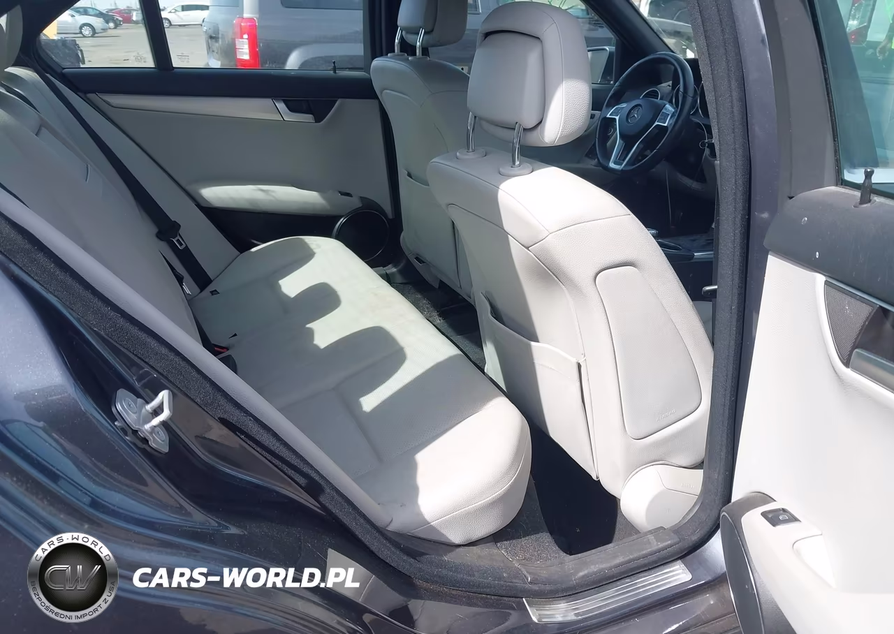 2013 Mercedes-Benz C 300 Sport 4Matic VIN:WDDGF8AB1DR268736 - 8