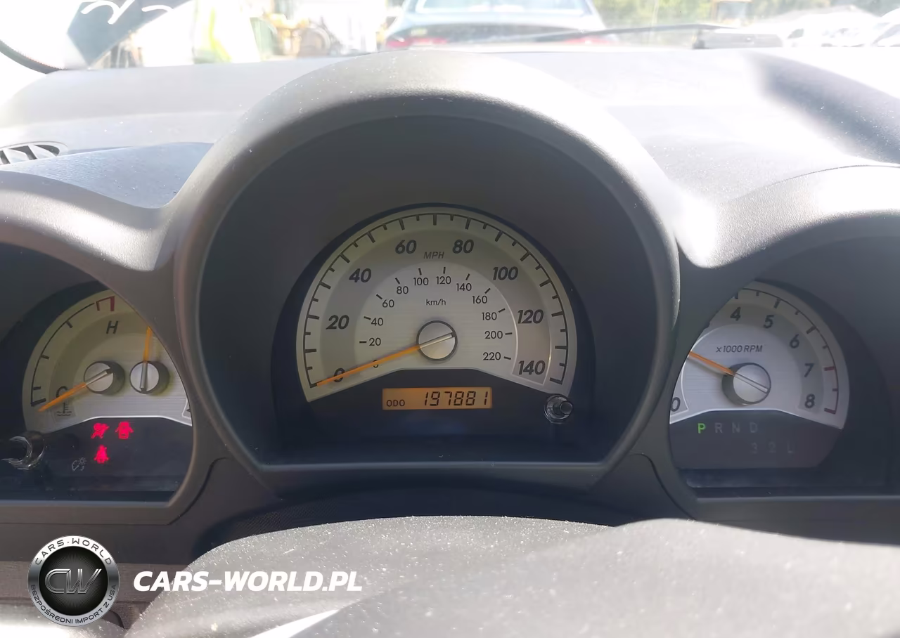 2007 Scion Tc VIN:JTKDE177570184172 - 7