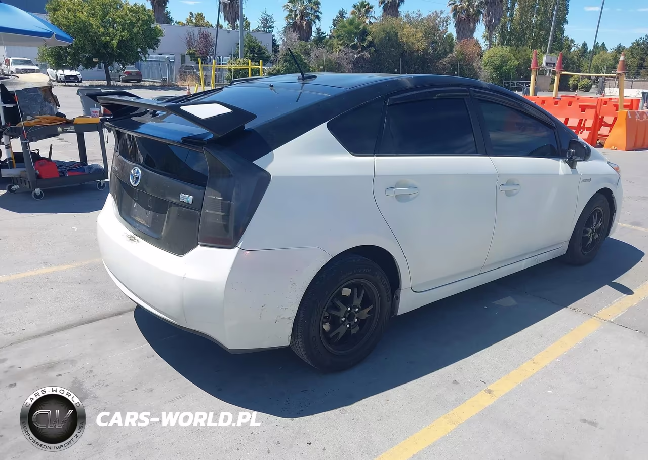 2010 Toyota Prius Ii VIN:JTDKN3DU1A0091290 - 4