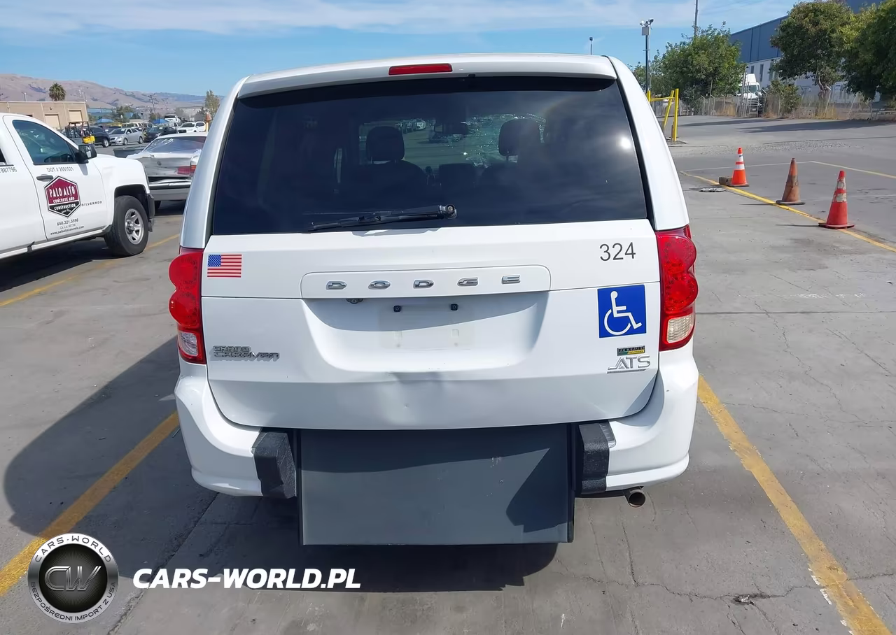 2018 Dodge Grand Caravan Se VIN:2C4RDGBG1JR305299 - 17