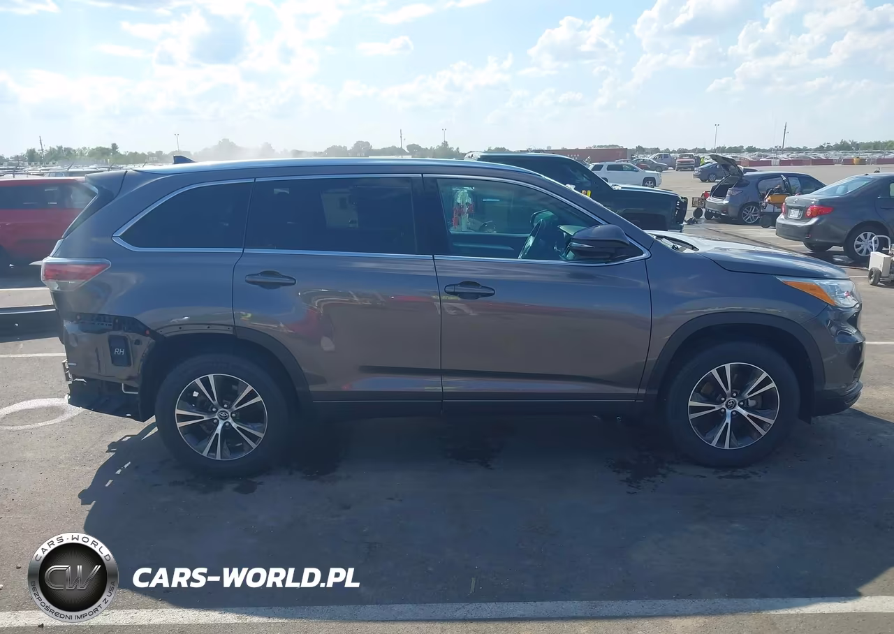 2016 Toyota Highlander Xle V6 VIN:5TDKKRFH2GS160151 - 14