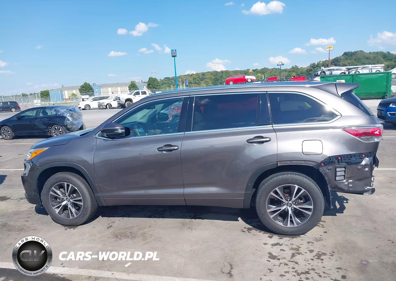 2016 Toyota Highlander Xle V6 VIN:5TDKKRFH2GS160151 - 15