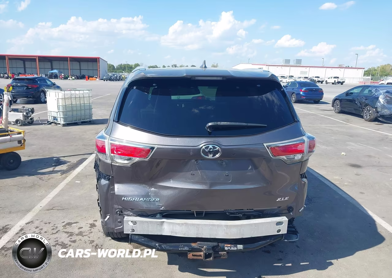 2016 Toyota Highlander Xle V6 VIN:5TDKKRFH2GS160151 - 17