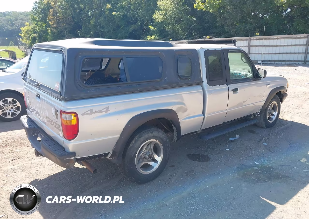 2002 Mazda B3000 VIN:4F4ZR17U62TM10547 - 4