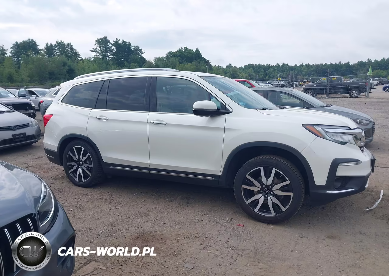 2019 Honda Pilot Touring VIN:5FNYF6H99KB003913 - 14