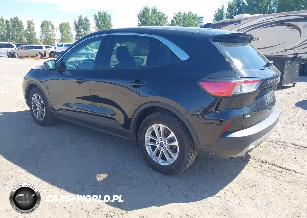 2021 Ford Escape Se VIN:1FMCU0G66MUA34272 - 3