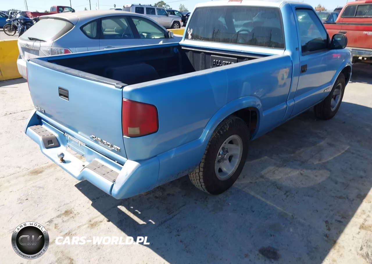 1996 Chevrolet S Truck S10 VIN:1GCCS1444TK212709 - 4