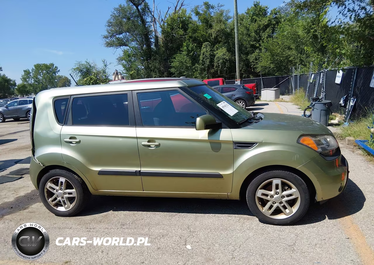 2011 Kia Soul +-!-Sport VIN:KNDJT2A25B7312333 - 14