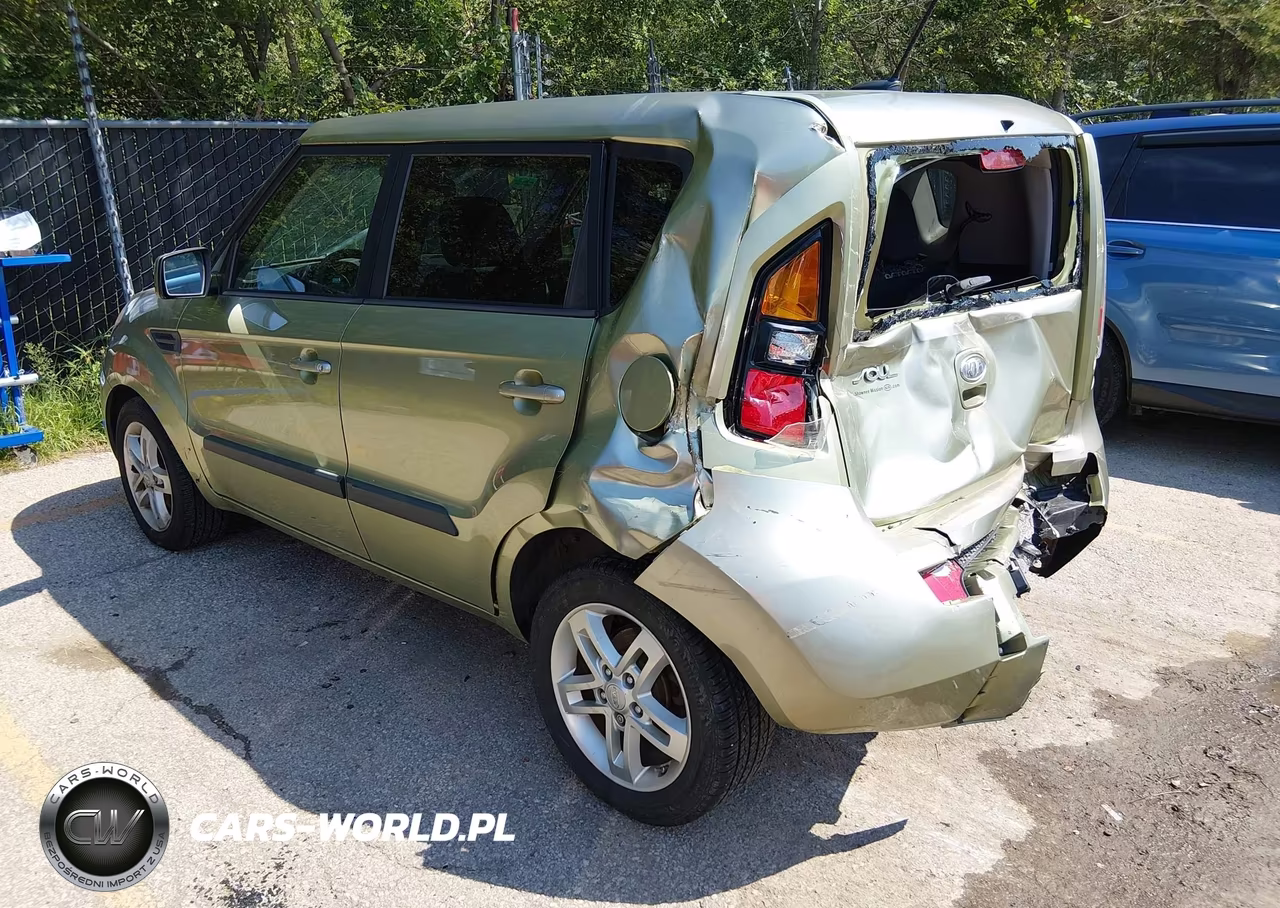 2011 Kia Soul +-!-Sport VIN:KNDJT2A25B7312333 - 3