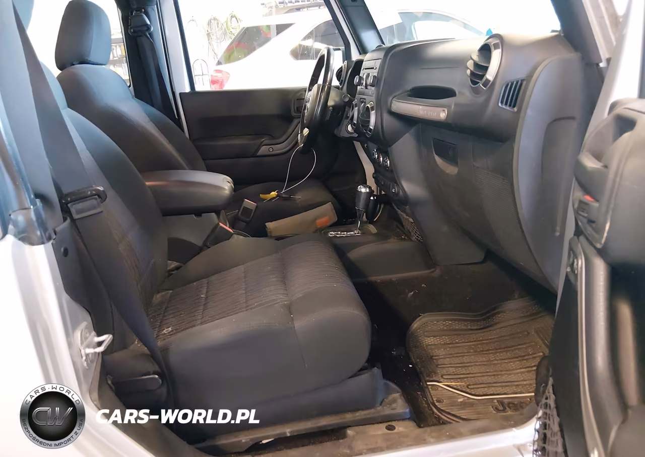 2012 Jeep Wrangler Sport VIN:1C4AJWAG0CL208415 - 5