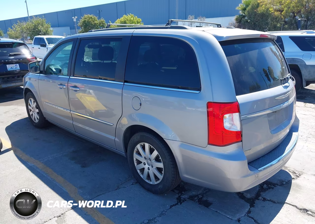 2014 Chrysler Town & Country Touring VIN:2C4RC1BG4ER220656 - 3