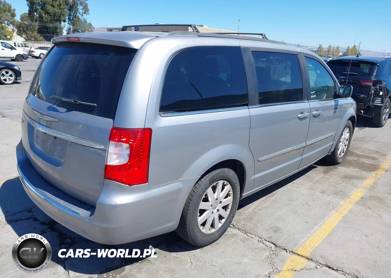2014 Chrysler Town & Country Touring VIN:2C4RC1BG4ER220656 - 4