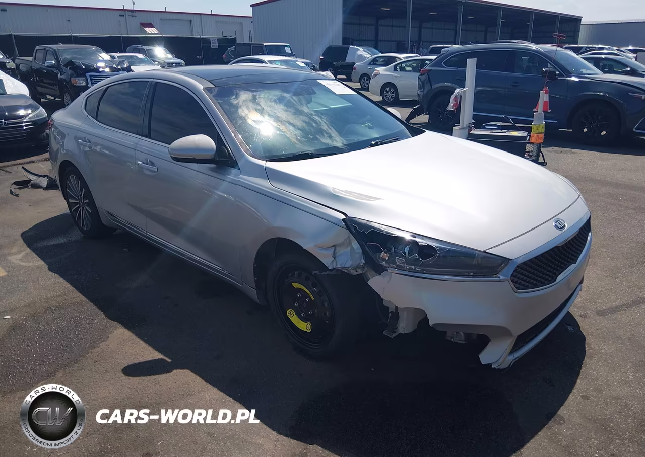 2017 Kia Cadenza Premium – zdjęcie 1 z 16