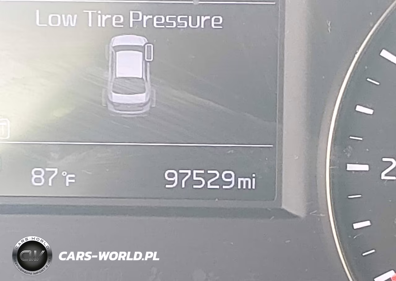 2017 Kia Cadenza Premium VIN:KNALC4J17H5063515 - 15
