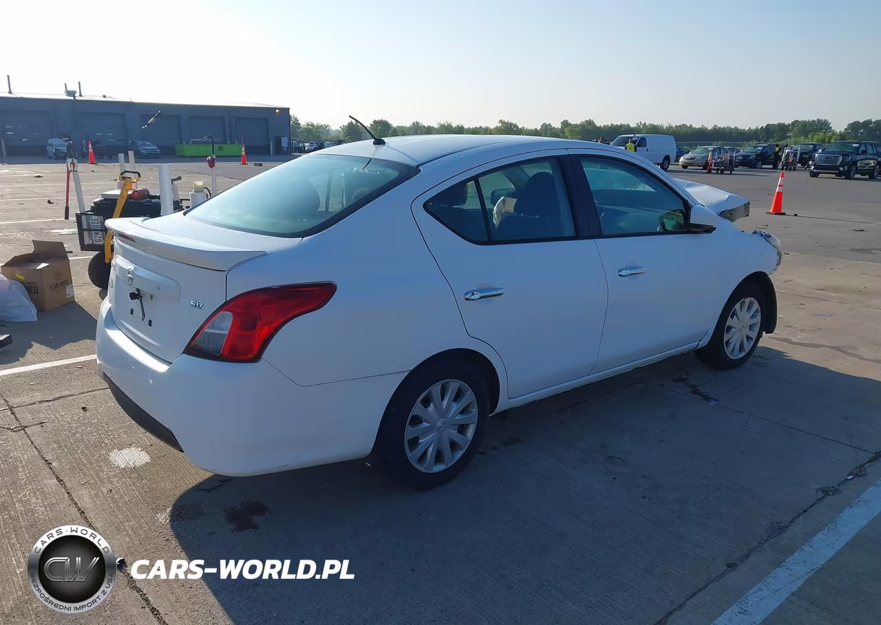 2017 Nissan Versa S-S Plus-Sv-Sl VIN:3N1CN7AP8HK445015 - 4