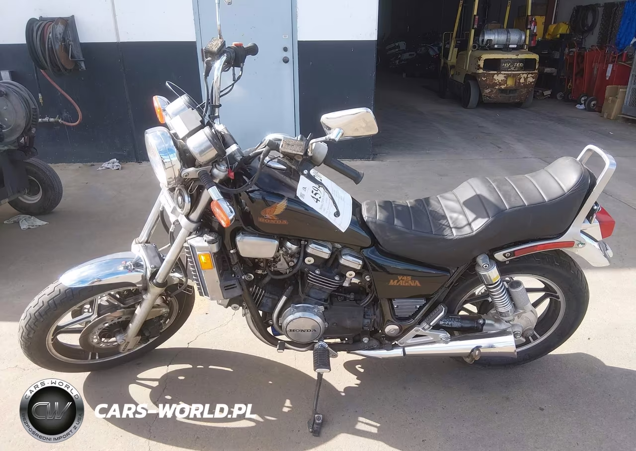 1983 Honda Vf750 C VIN:JH2RC0715DM112389 - 13
