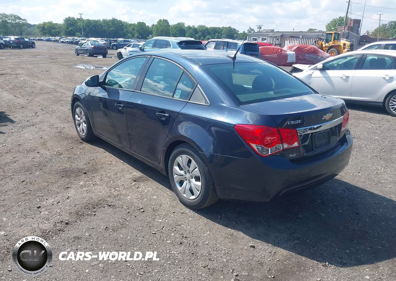 2014 Chevrolet Cruze Ls Auto VIN:1G1PA5SG6E7170017 - 3