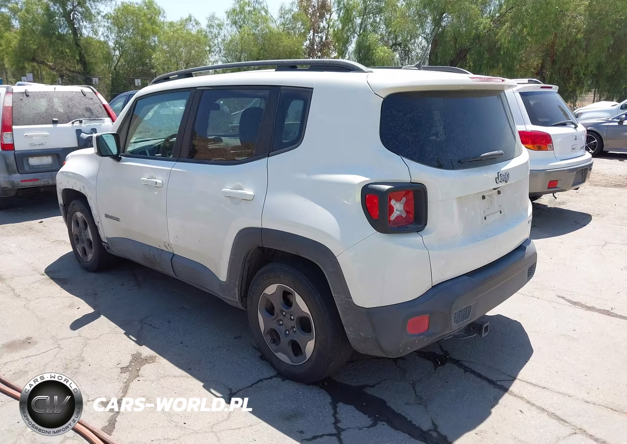 2016 Jeep Renegade Latitude VIN:ZACCJABW5GPC50825 - 3