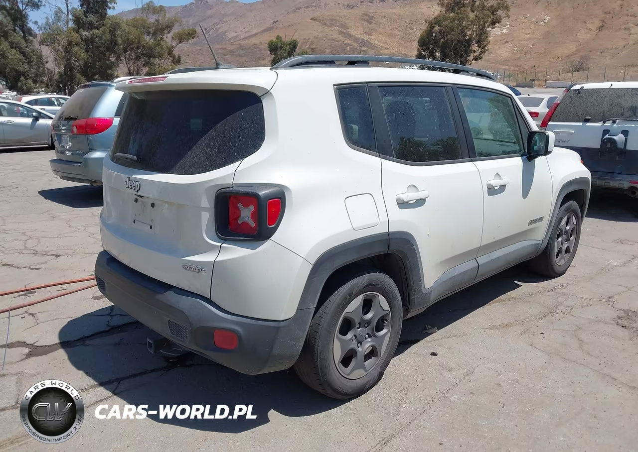 2016 Jeep Renegade Latitude VIN:ZACCJABW5GPC50825 - 4