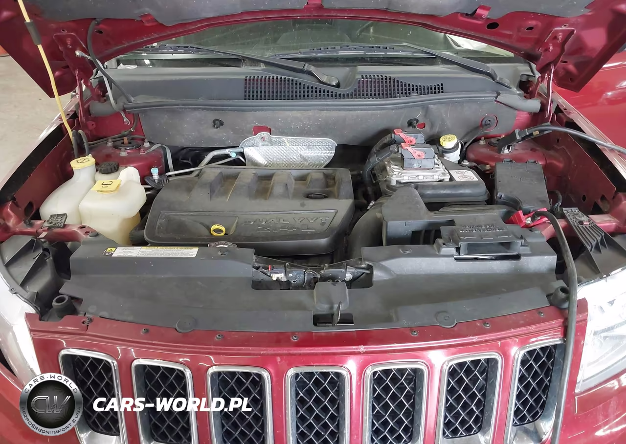 2012 Jeep Compass Latitude VIN:1C4NJDEB6CD563071 - 10
