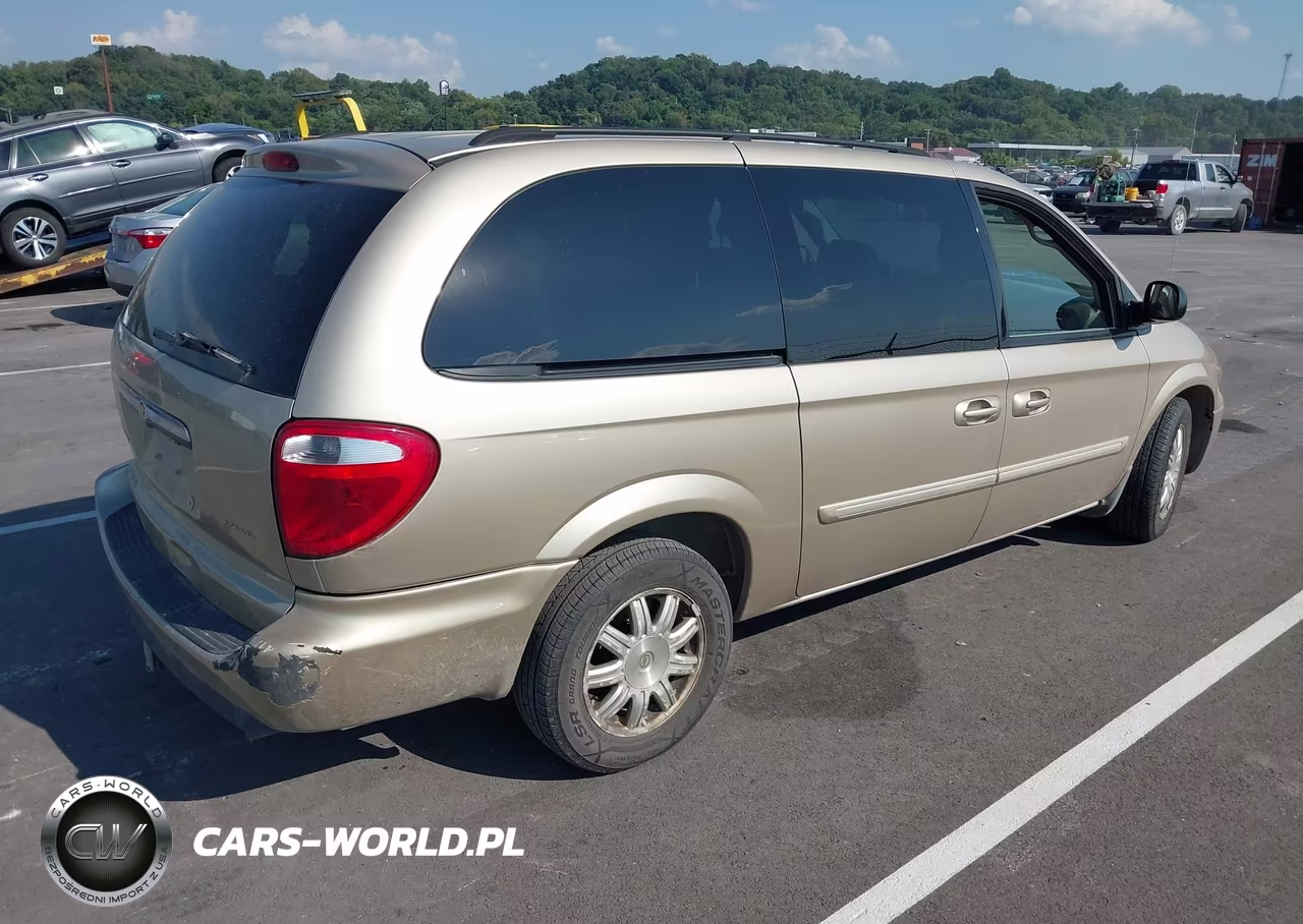 2006 Chrysler Town & Country Touring VIN:2A4GP54L46R911274 - 4