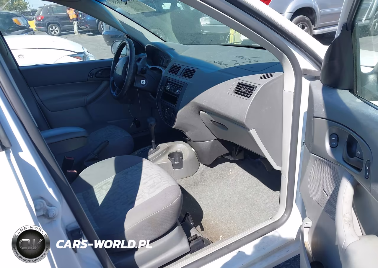 2005 Ford Focus Zx4 VIN:1FAFP34N55W299136 - 5