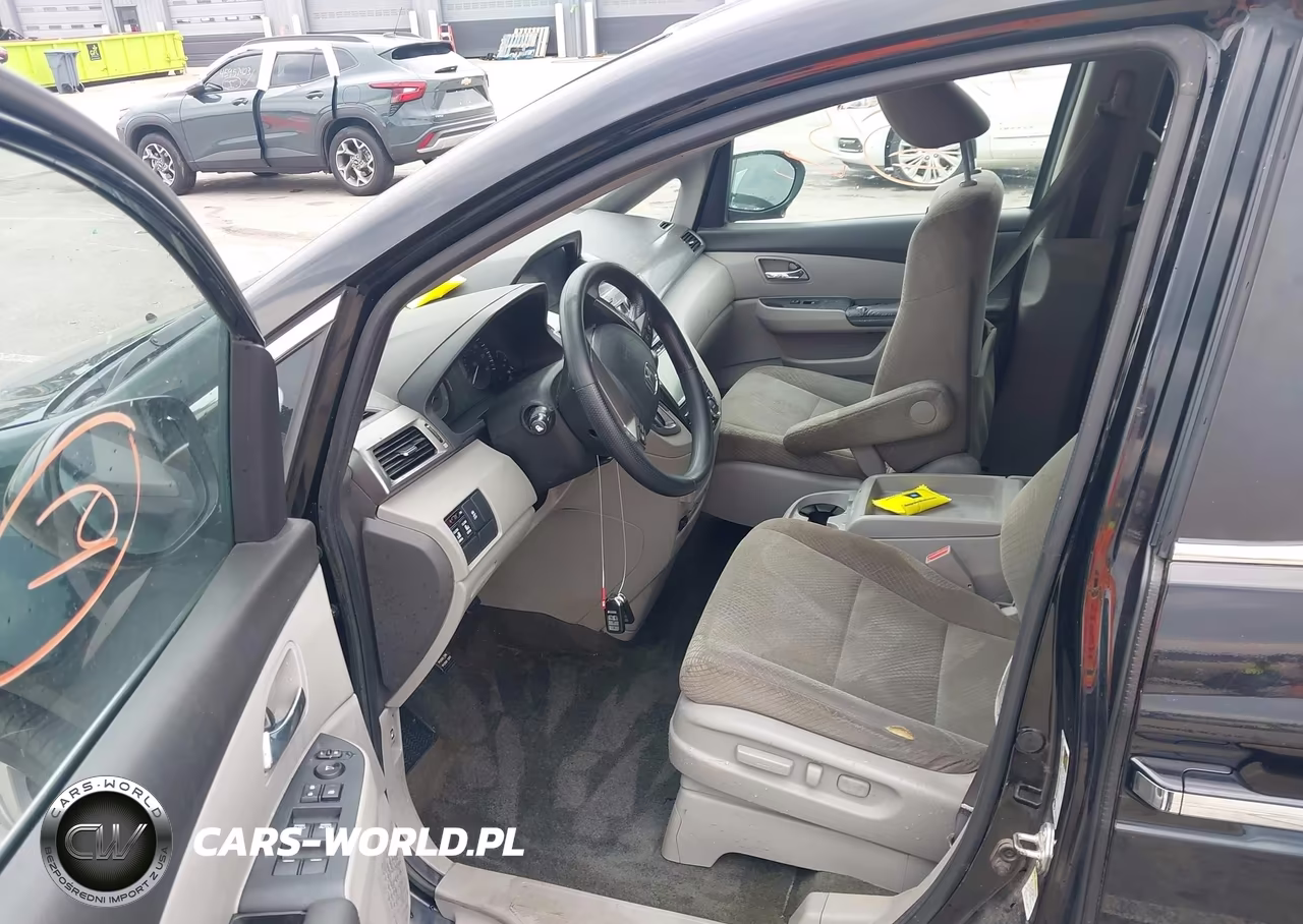 2016 Honda Odyssey Se VIN:5FNRL5H31GB097005 - 8