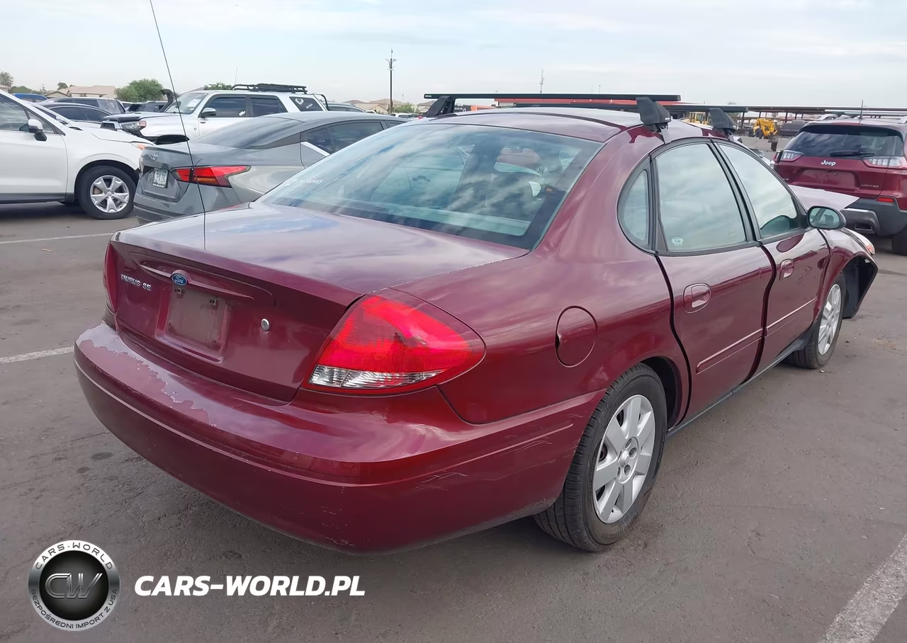 2007 Ford Taurus Se VIN:1FAFP53UX7A112123 - 4
