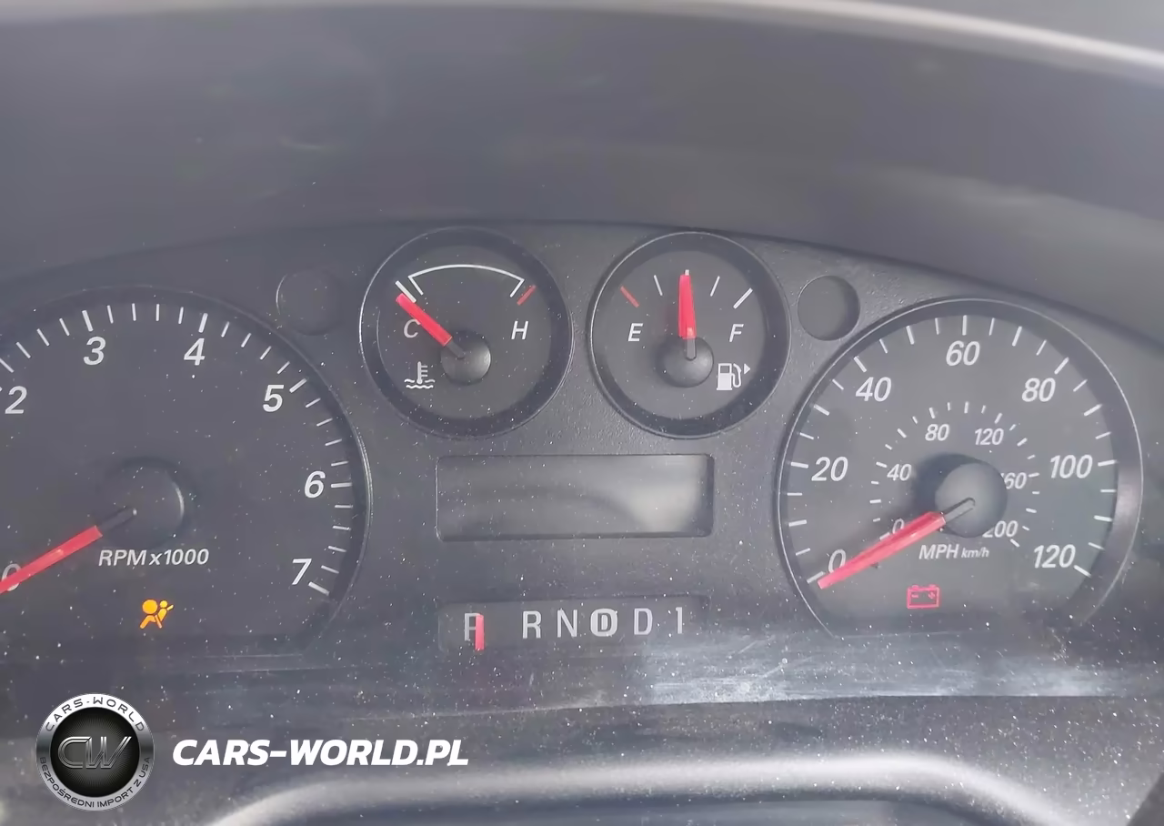 2007 Ford Taurus Se VIN:1FAFP53UX7A112123 - 7