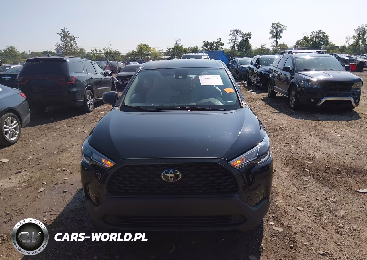 2022 Toyota Corolla Cross L VIN:7MUAAAAG6NV021884 - 13