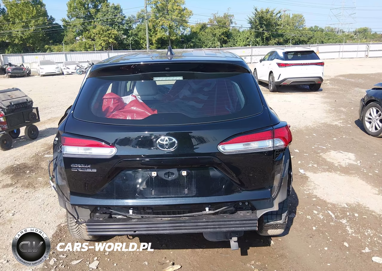 2022 Toyota Corolla Cross L VIN:7MUAAAAG6NV021884 - 17