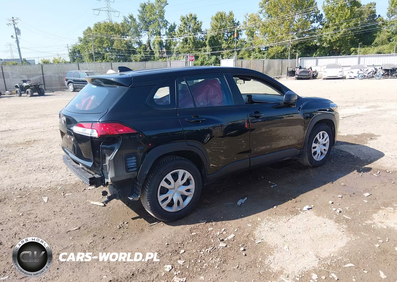 2022 Toyota Corolla Cross L VIN:7MUAAAAG6NV021884 - 4