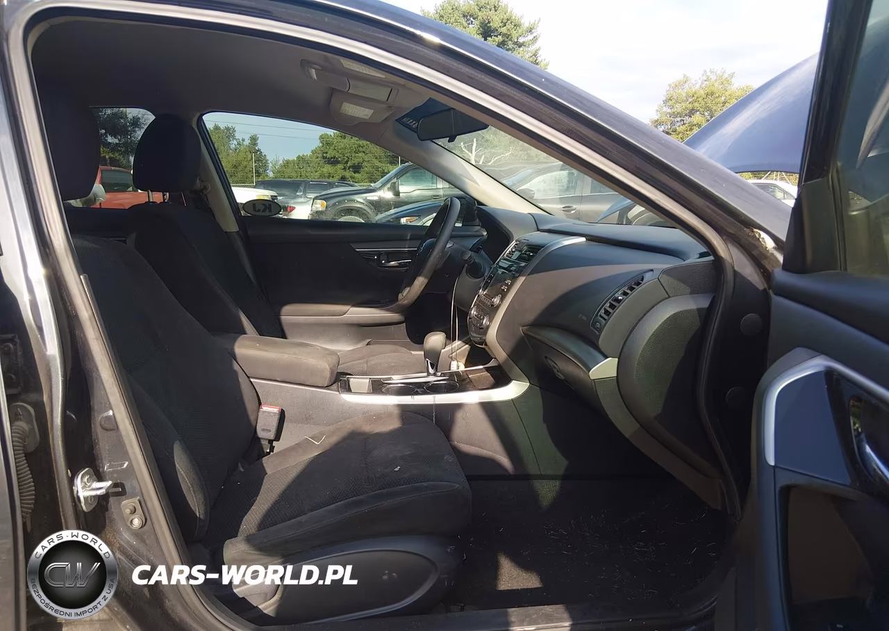 2014 Nissan Altima 2.5 S VIN:1N4AL3AP7EN371634 - 5