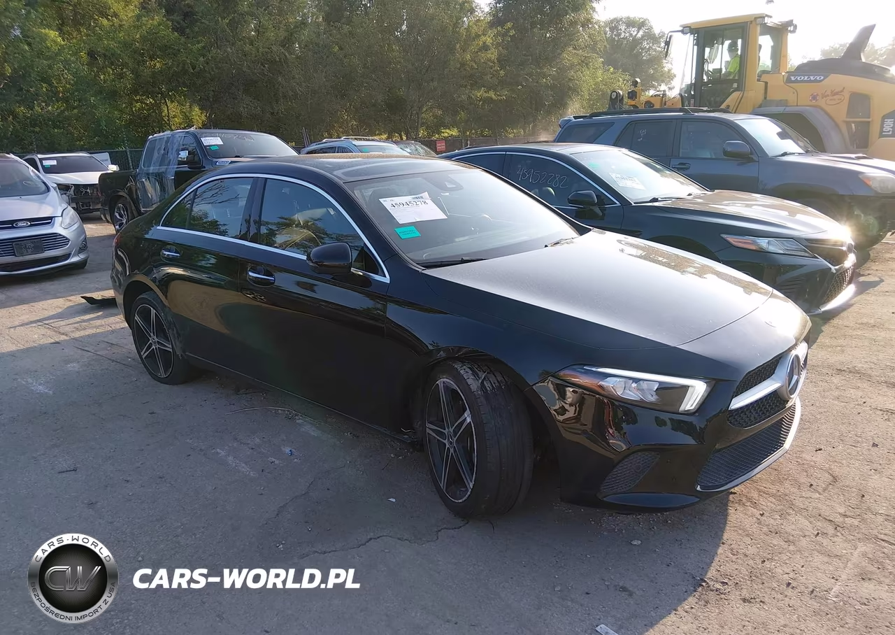 2022 Mercedes-Benz A 220 4Matic VIN:W1K3G4FB0NJ367609 - 1