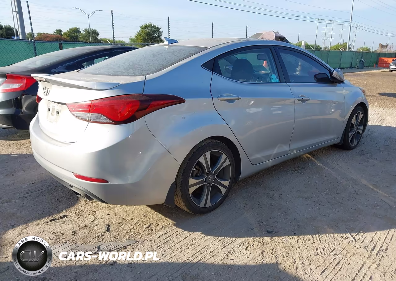 2015 Hyundai Elantra Sport VIN:KMHDH4AH4FU373528 - 4